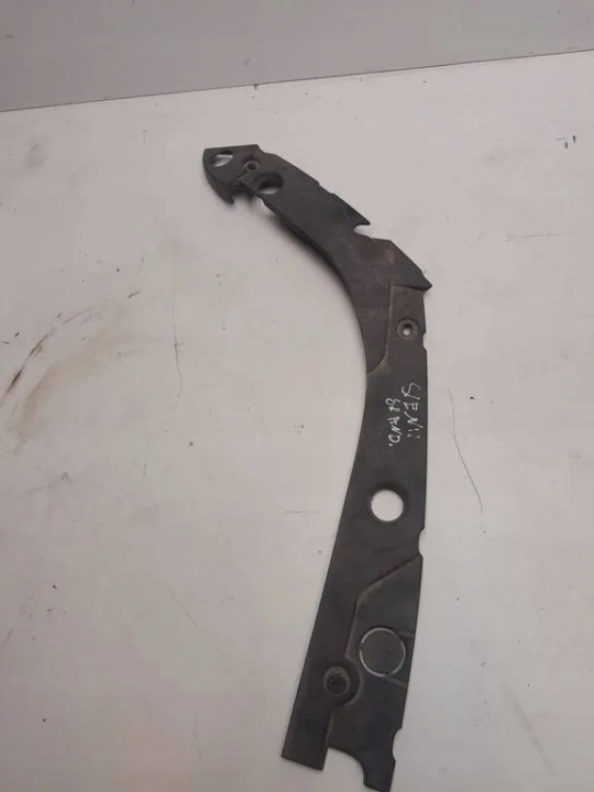 Skydd främre kofångare övre vänster 8200187673 Renault Scenic II