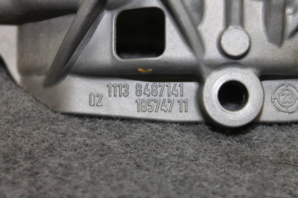 BMW G20 G30 G11 G14 G05 G07 Ölwannenschutz image 5