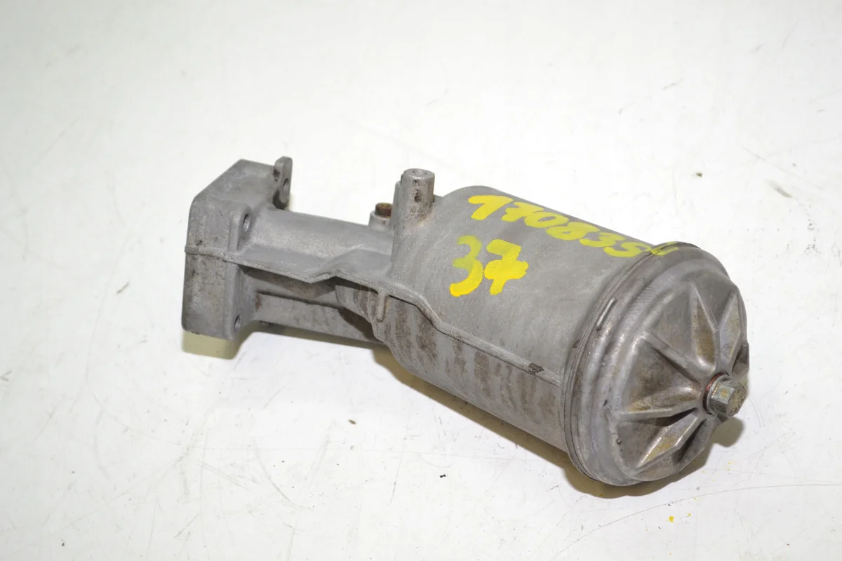 Support filtre à huile BMW E32 E34 730i 735i 530i 535i