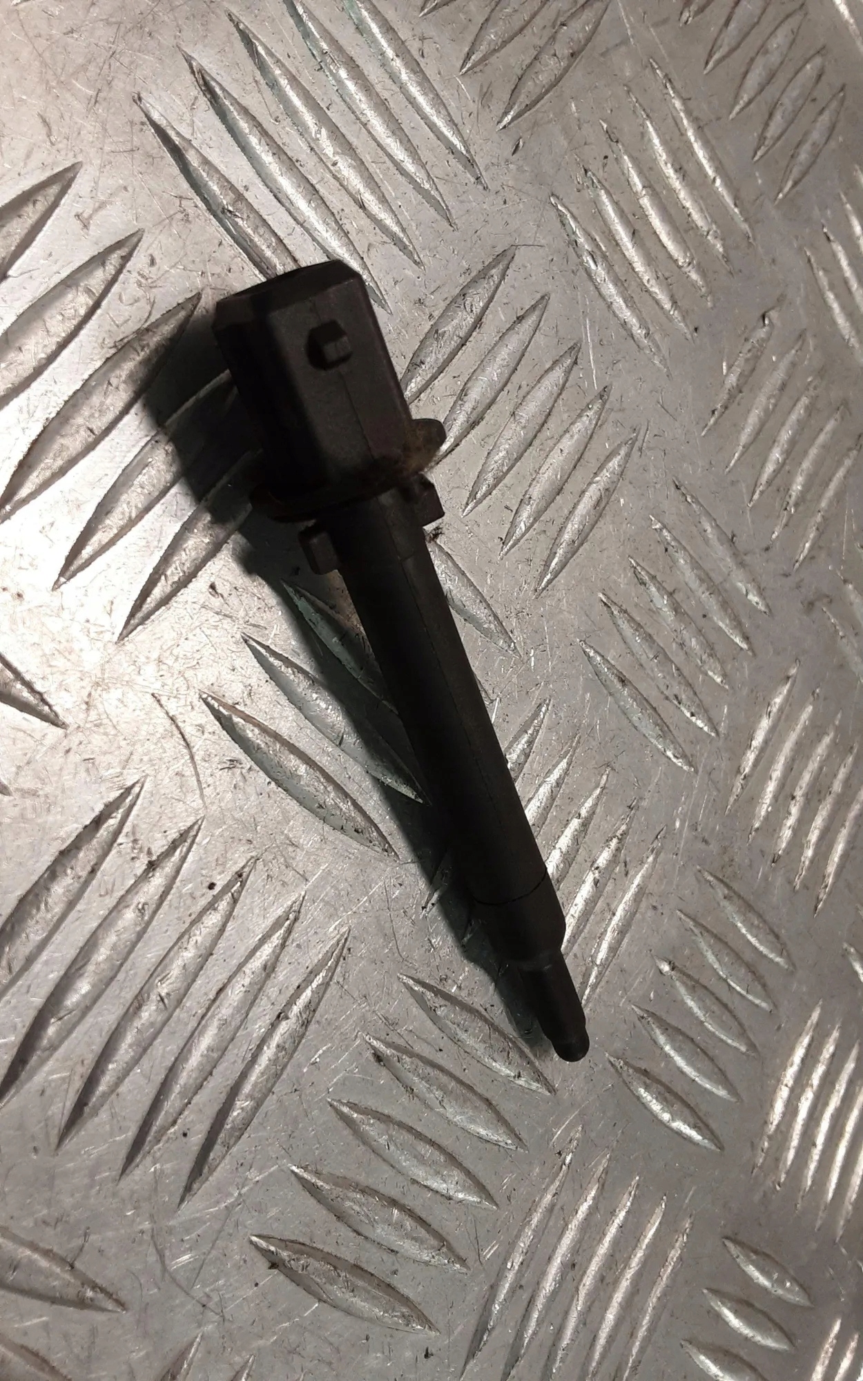 Sensor Temperatura Líquido Arrefecimento Citroën C5 III 2.2 image 2