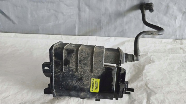 Aktiivihiilisuodatin Renault Arkana 1.6 E-TECH 87 tkm 149503995R 149504824R