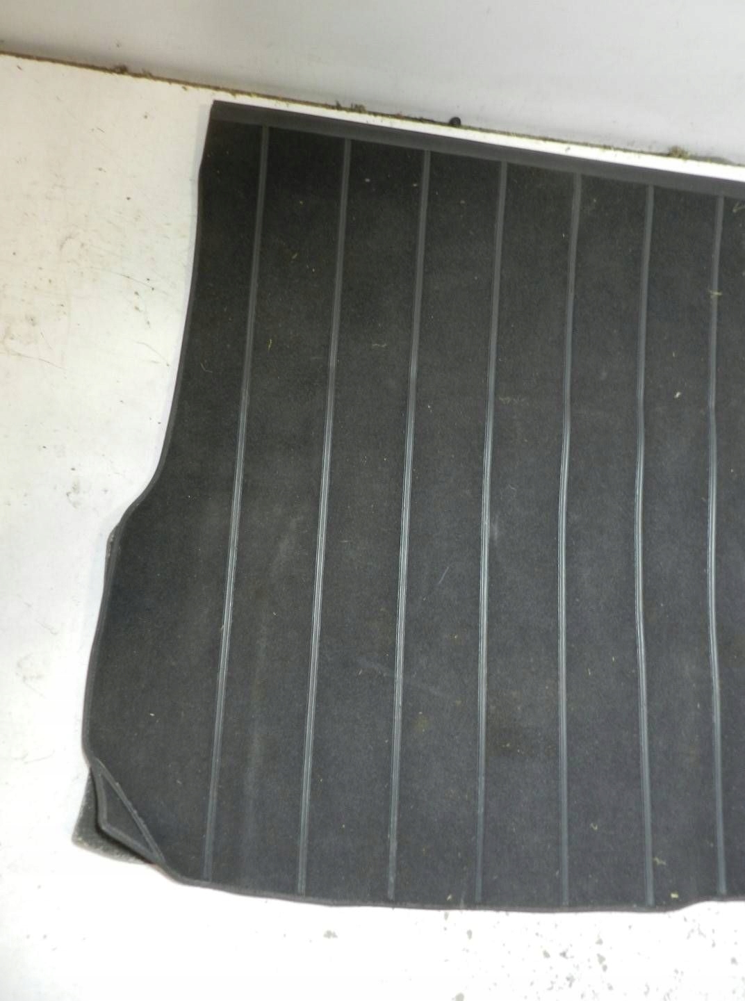VW PASSAT B5 FL 00-05 WAGON TRUNK CARPET 3B9863463S image 3