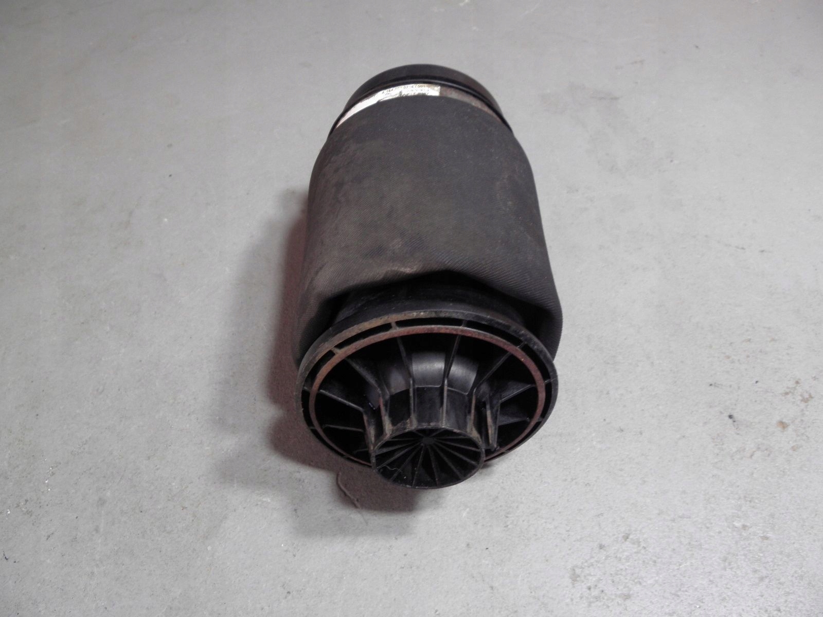 MERCEDES X164 GL // SUSPENSION PNEUMATIQUE ARR. G/D A1643200725 image 3