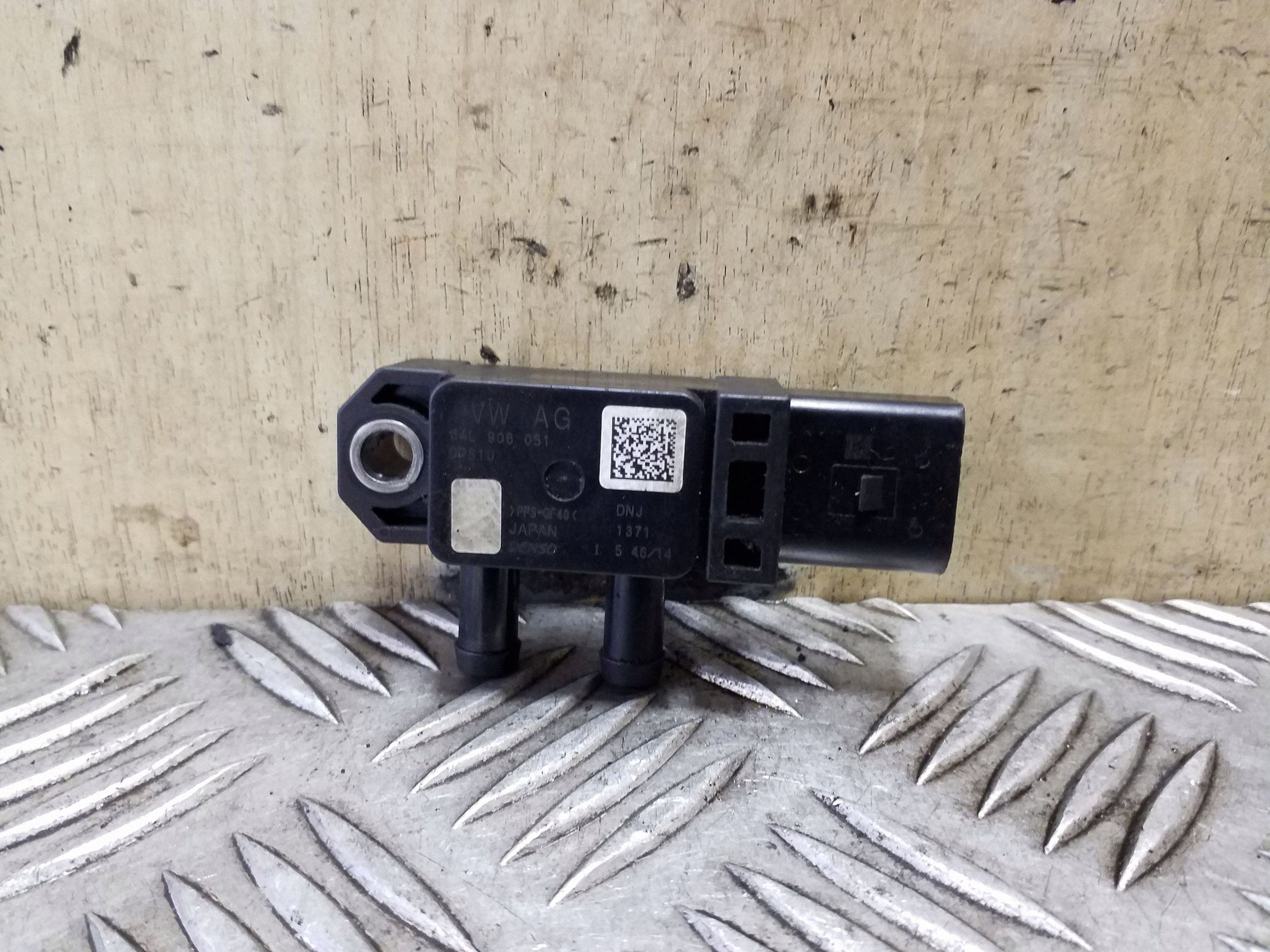 Abgastemperatursensor Skoda Superb III 04L906051 image 2