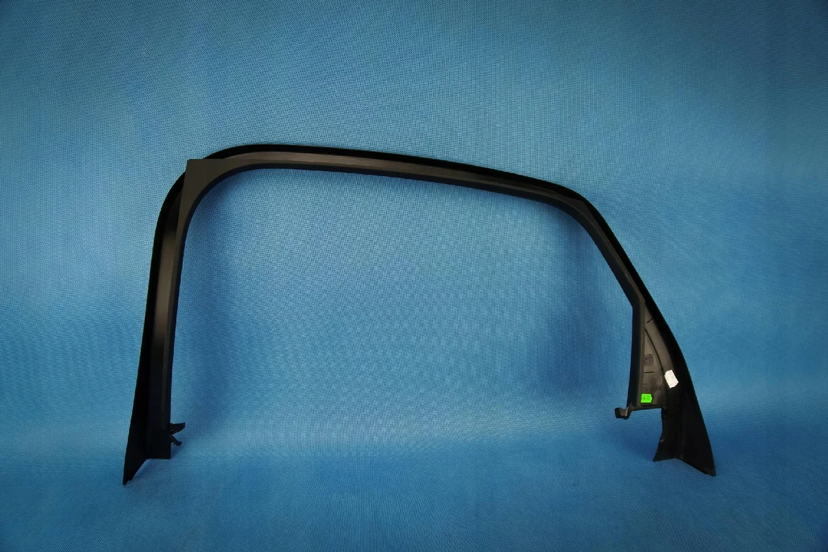 Audi A6 4G deurframe lijst links achter image 6