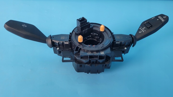 BMW 2' U06 218i ACTIVE TOURER Steering Column Switch Stalk 5A31C10