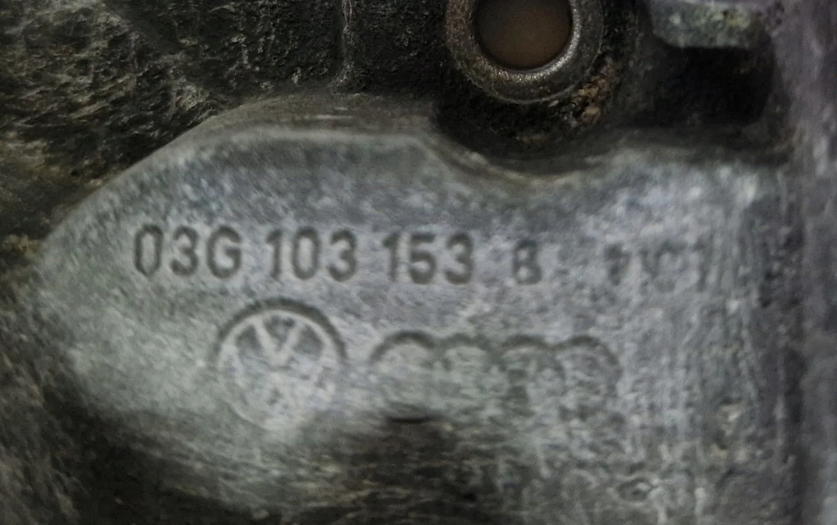 Tätning vevaxel Audi VW Skoda 03G103153B