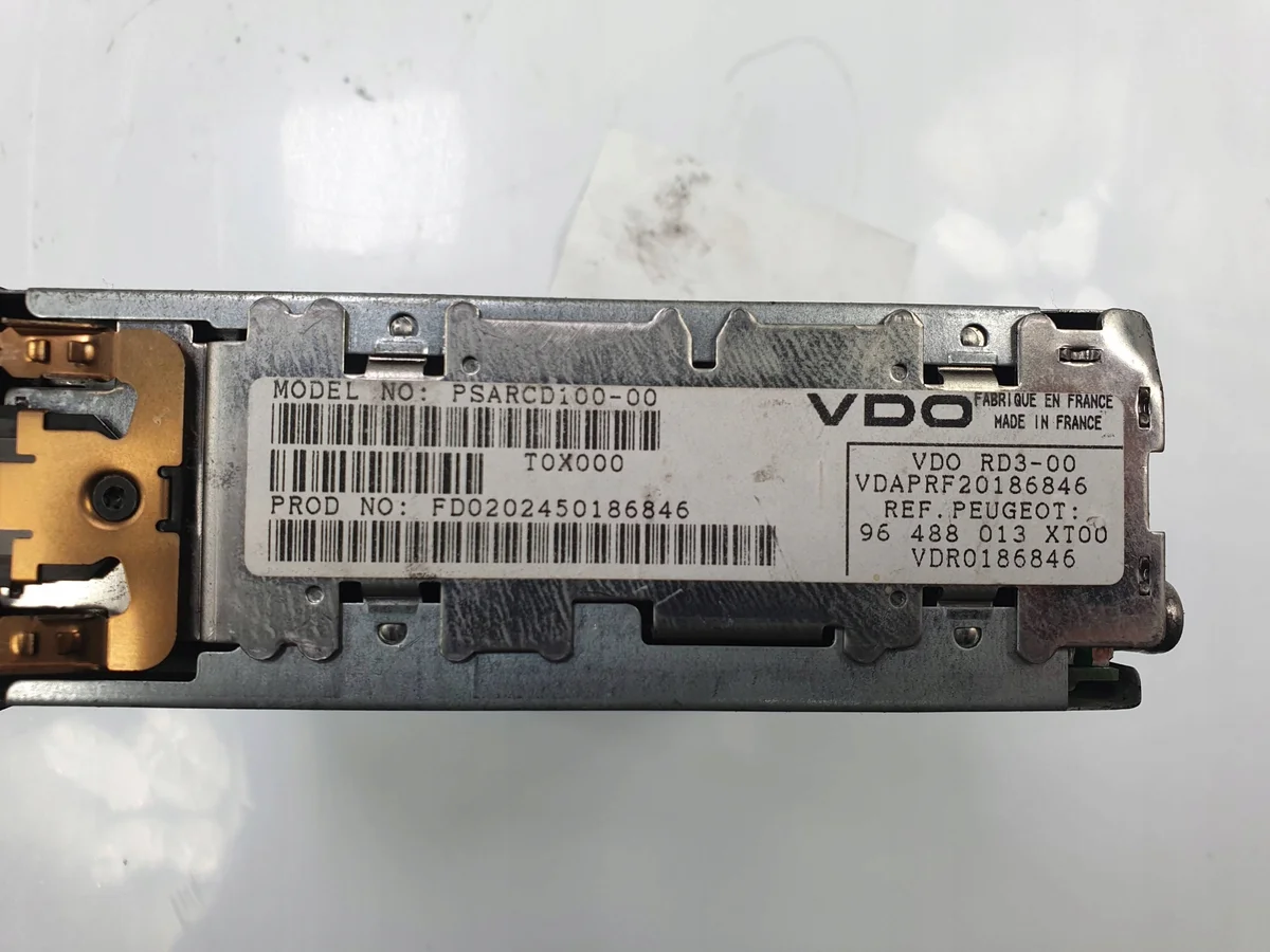 Rádio Peugeot 206 96488013 Usado