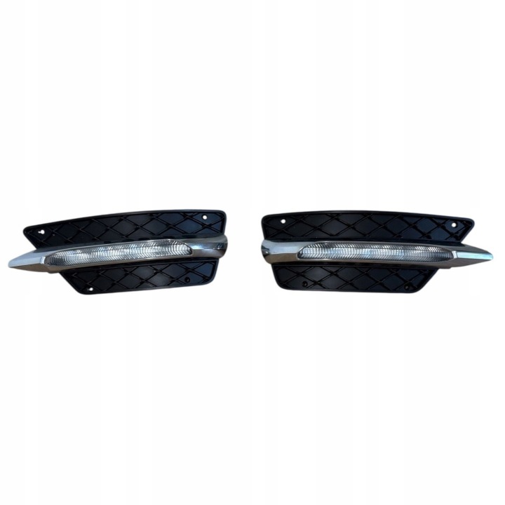 MERCEDES W204 C AMG LED GRILLE A2048851453 A2048851353 A2049069000