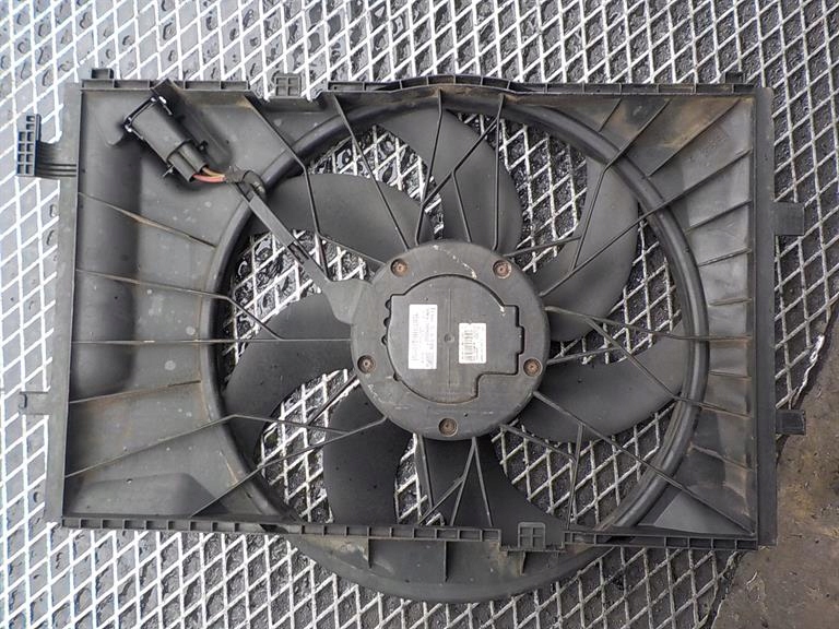 Mercedes-Benz OE A2035001593 radiateurventilatorbehuizing image 3