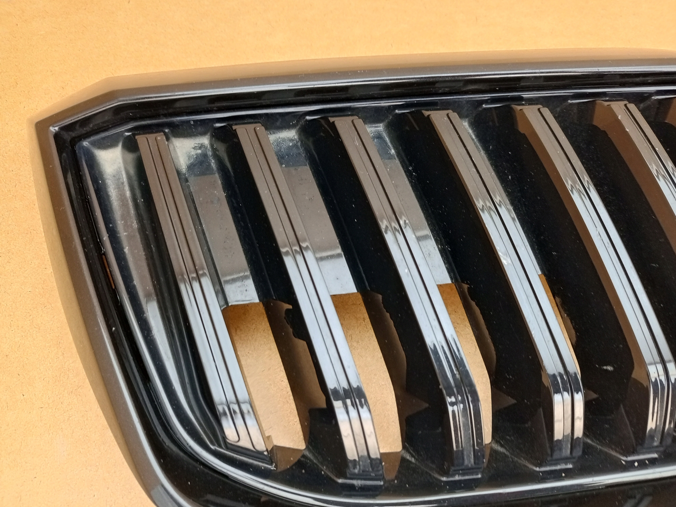 SKODA SUPERB III 3 3V LIFT 19- KÜHLERGRILL VORNE 3V0853653G image 7