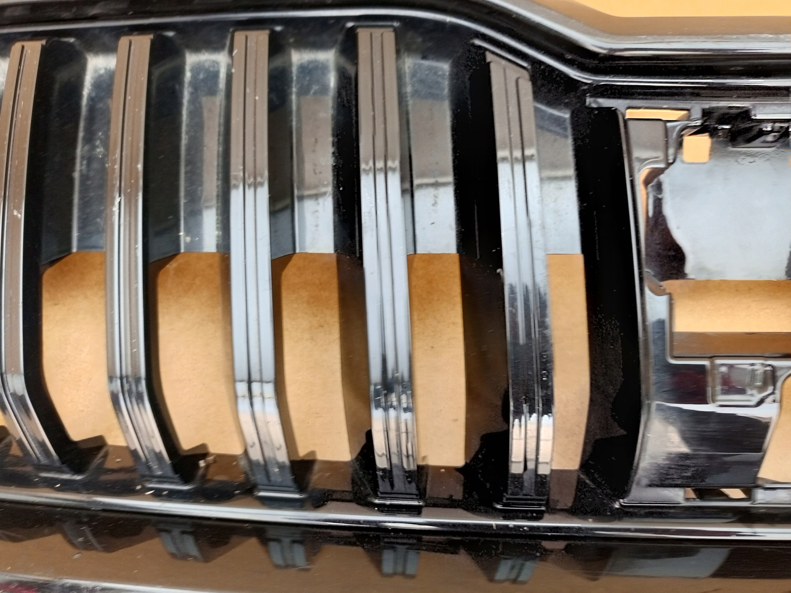 SKODA SUPERB III 3 3V LIFT 19- KÜHLERGRILL VORNE 3V0853653G image 8