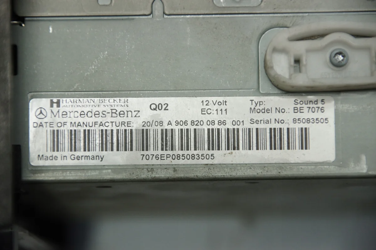 Rádio A9068200886 Mercedes Sprinter W906 Usado