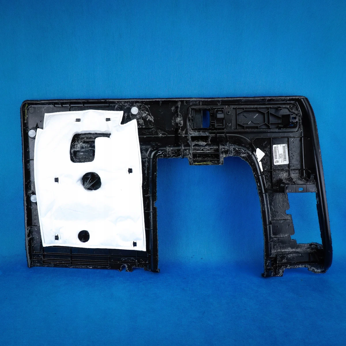 Tapete Porta Malas Esquerdo BMW X5 G05 Usado image 4