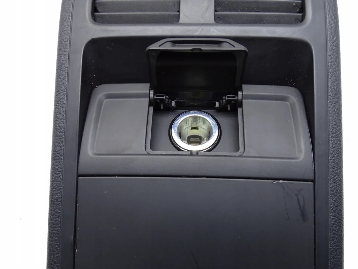 VW Passat CC B7 middenconsole ventilatie image 4