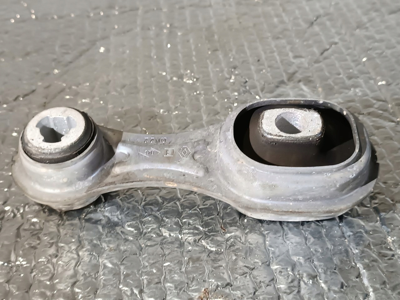 Support moteur Captur II 1.5 Blue dCi 19 R 113606335R