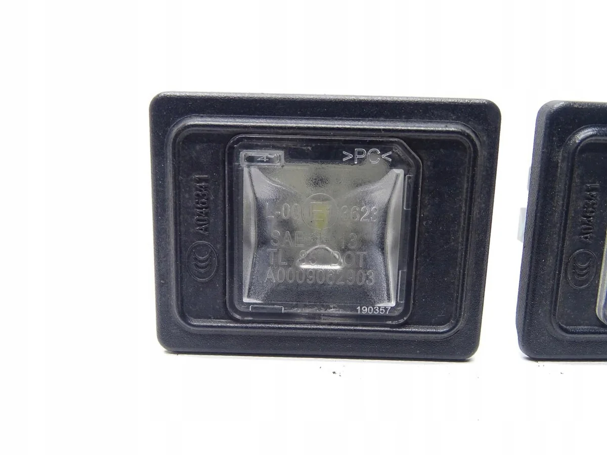 Mercedes W246 W176 registreringsskyltslampa