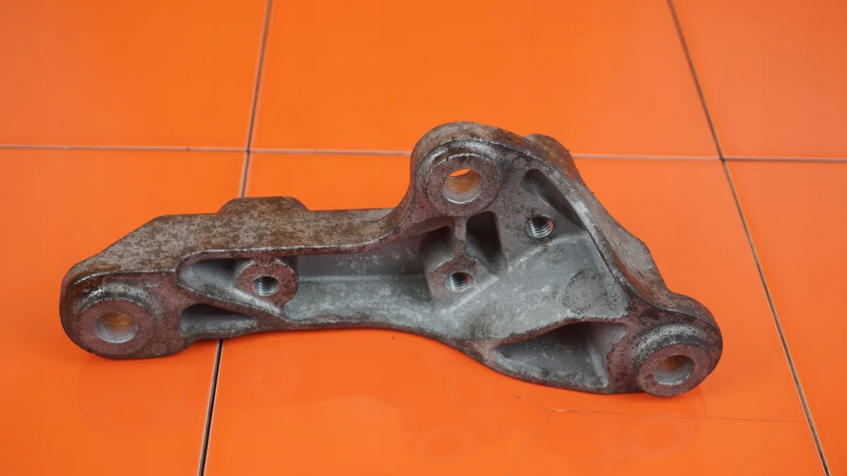 Opel vaihteiston lapa B20DTH 22961476