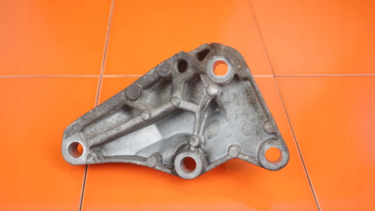 Vaihteiston hammaspyörä Ford Mondeo DS73-7M125-HB