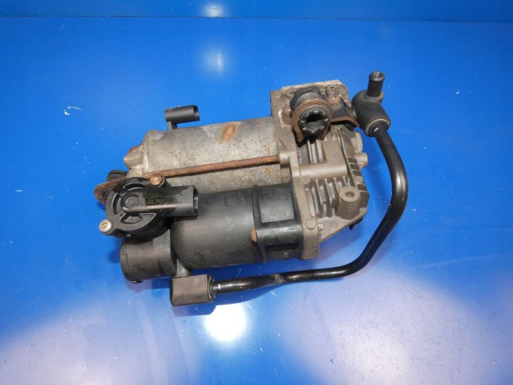 Compressor luchtvering Mercedes A0993200104