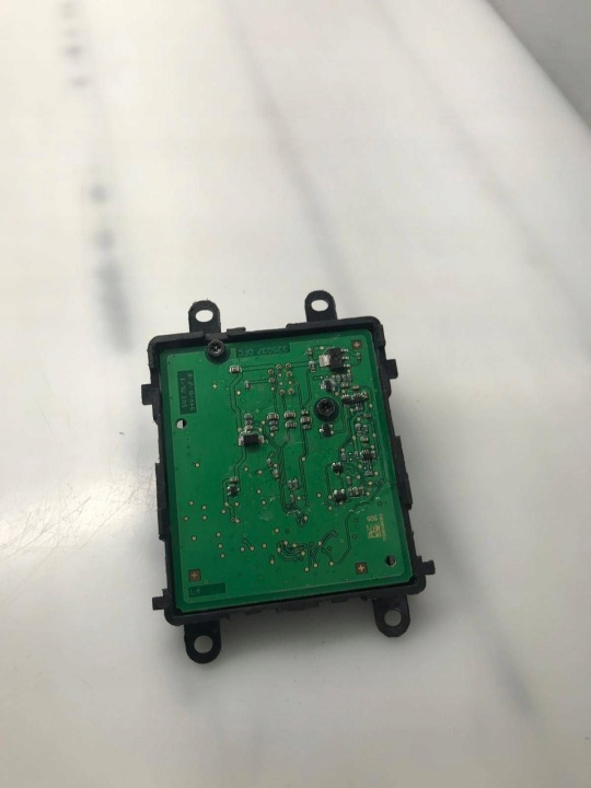 Xenon-muunnin Audi Q5 SQ5 8R0907472