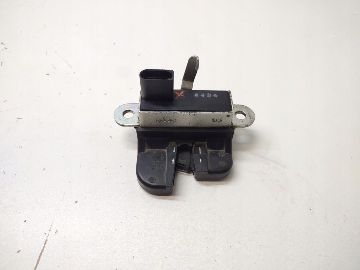 Rear Hatch Lock Catch 1T0827505D VW Touran 1T 2003-2014 OEM
