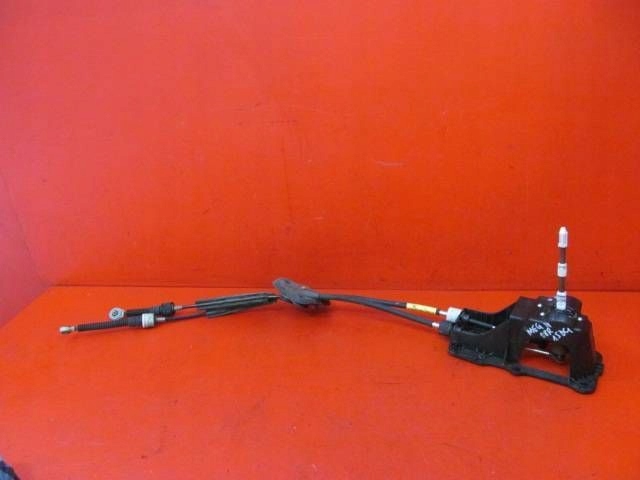 RENAULT MEGANE III 3 1.5 DCI K9K683 Schaltgestänge Schaltwelle Schaltseil 6-Gang