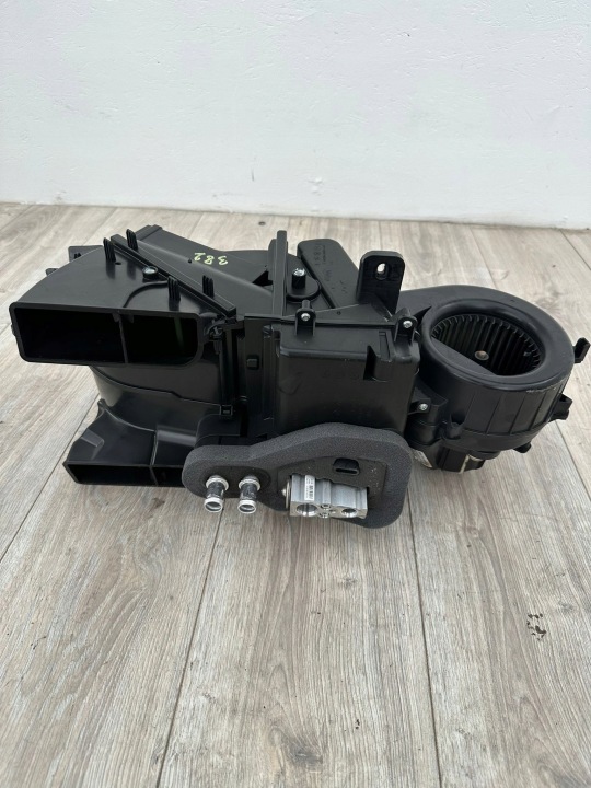 VW Atlas 18- Gebläseheizung hinten 3QF820003G USA