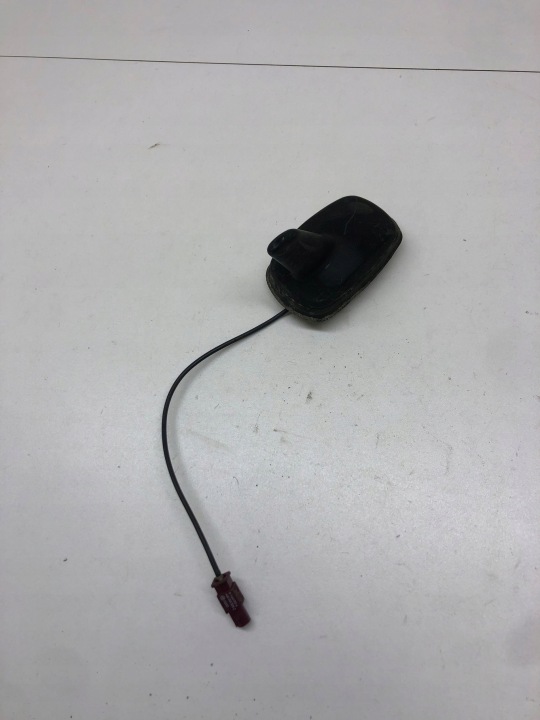 VW Passat B6 2007 GPS-antenni 1k0035507J