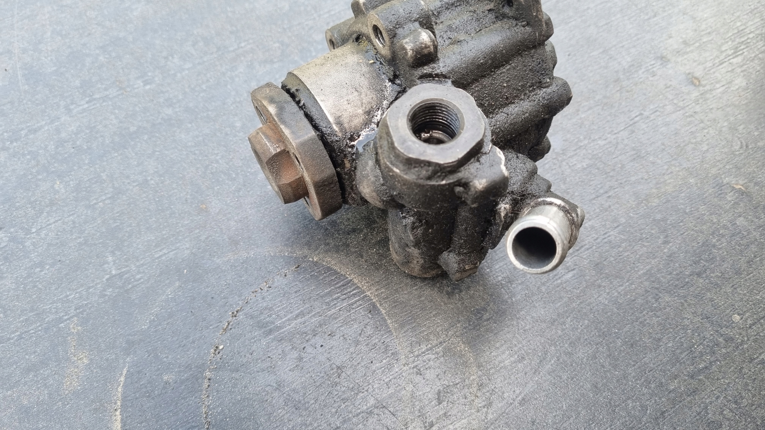 VW T4 1.9 D/TD Pumpe Servolenkung 701422155E