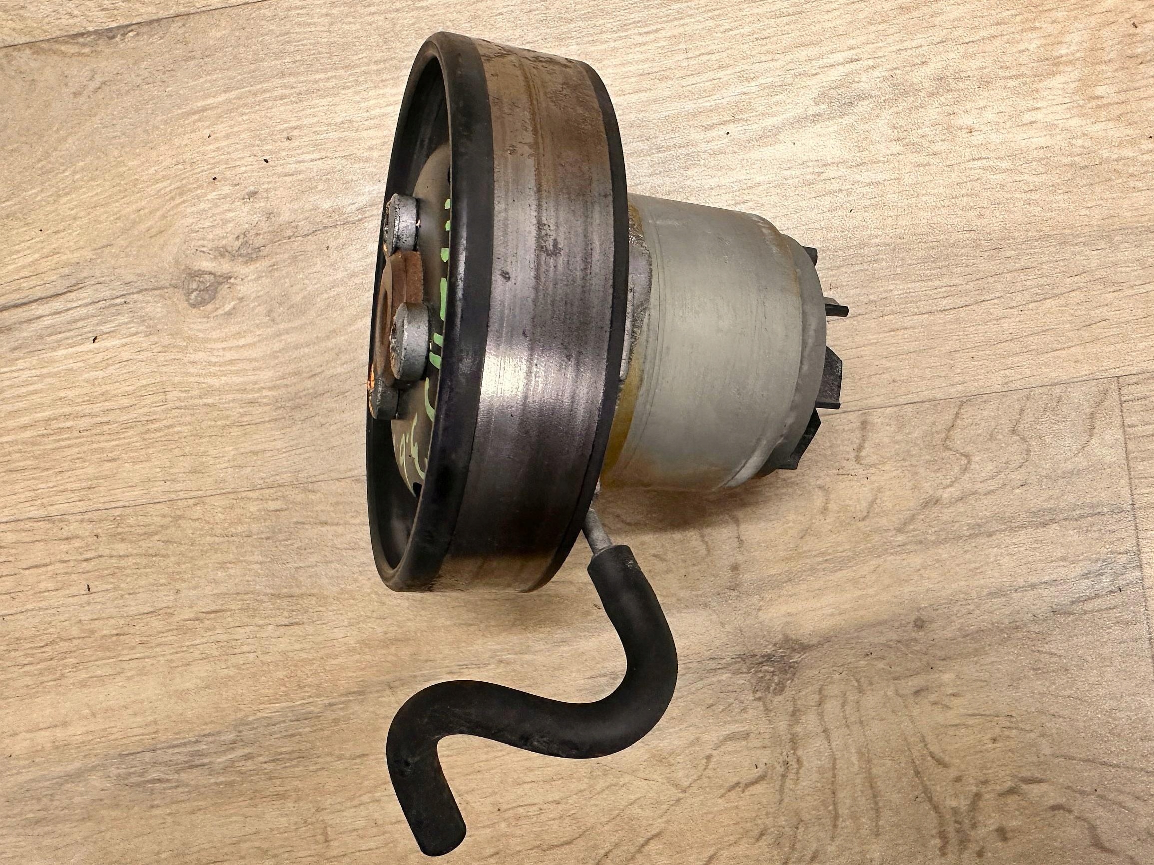VW Touareg 7P Atlas 3.6 V6 FSI R36 CDV 20r Water Pump + Belt Pulley image 2