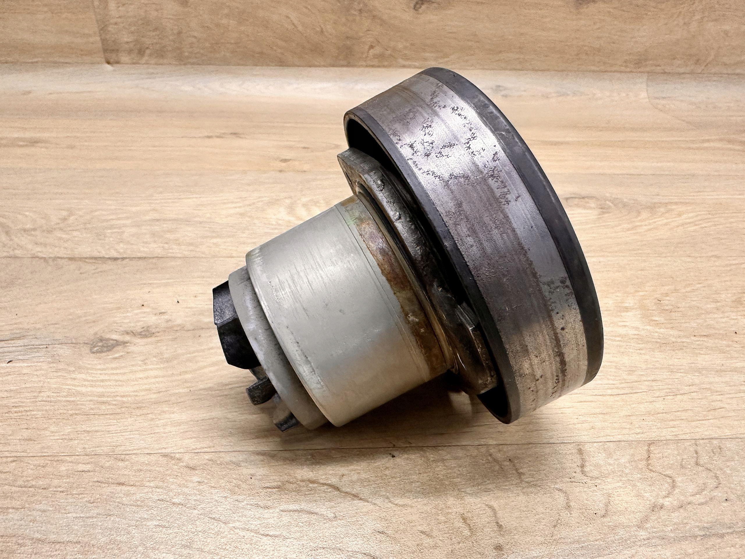 VW Touareg 7P Atlas 3.6 V6 FSI R36 CDV 20r Water Pump + Belt Pulley image 4
