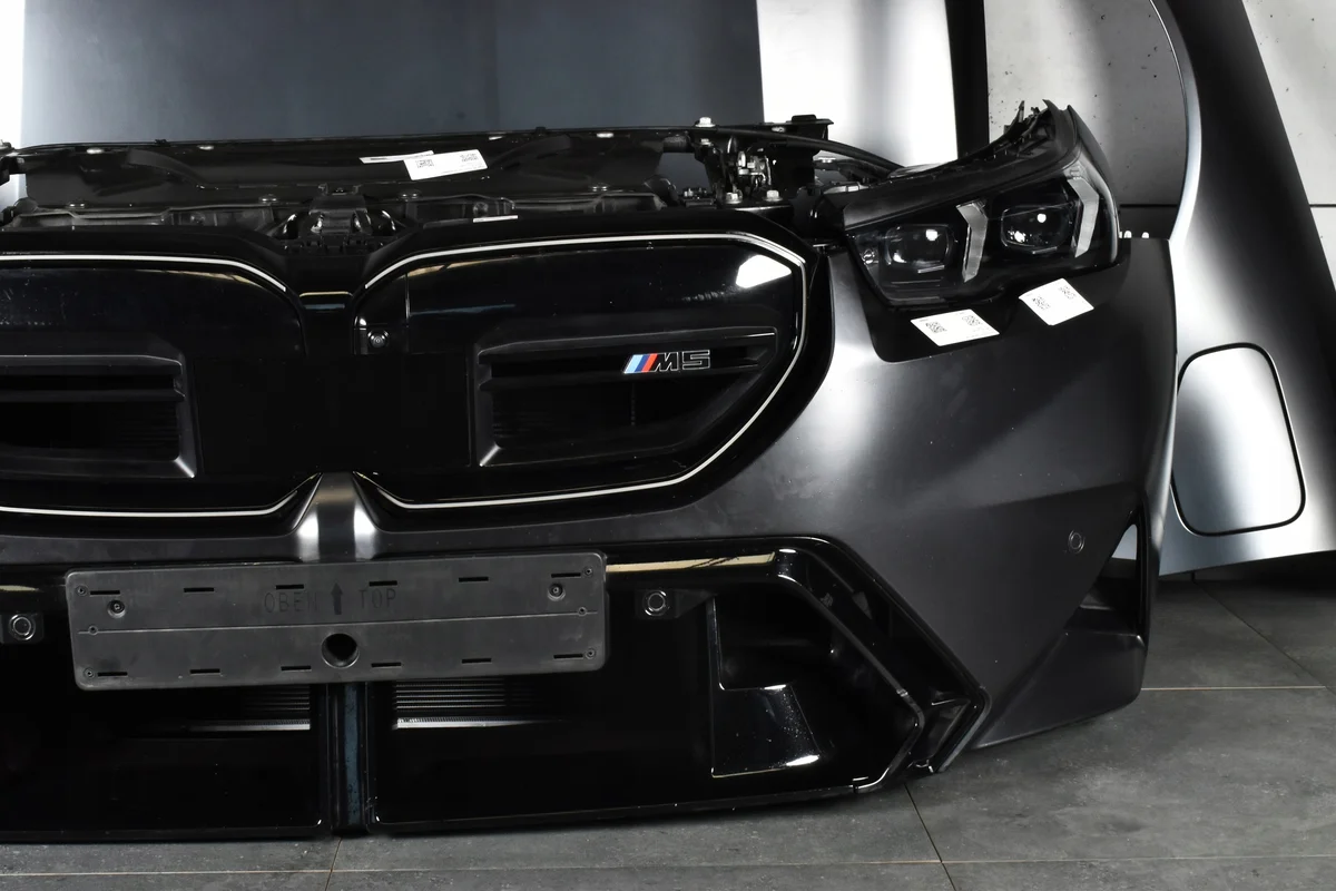 BMW M5 G90 G99 Masque Avant Pare-chocs image 3