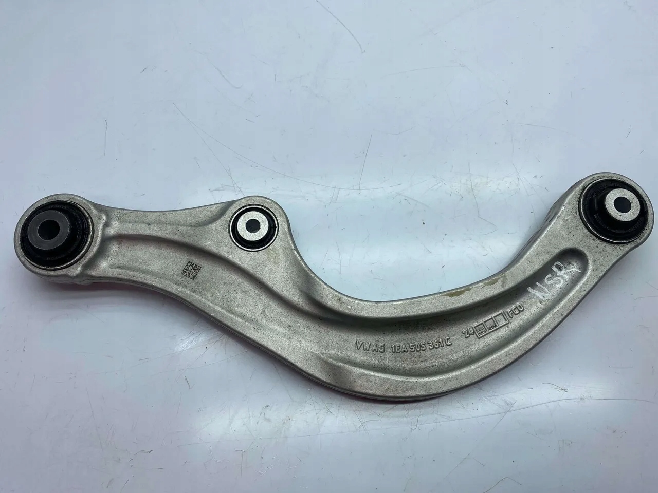 Skoda Elroq Bakre Arm 1EA505361C Begagnad image 3