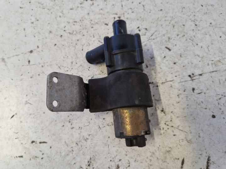 Water Pump Mercedes ML W164 0018351164 SZWED