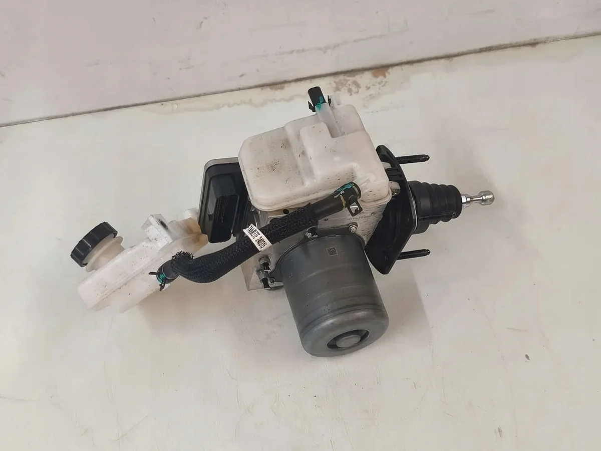 Servo Freio Omoda 5 E5 EV 207000464AA image 3