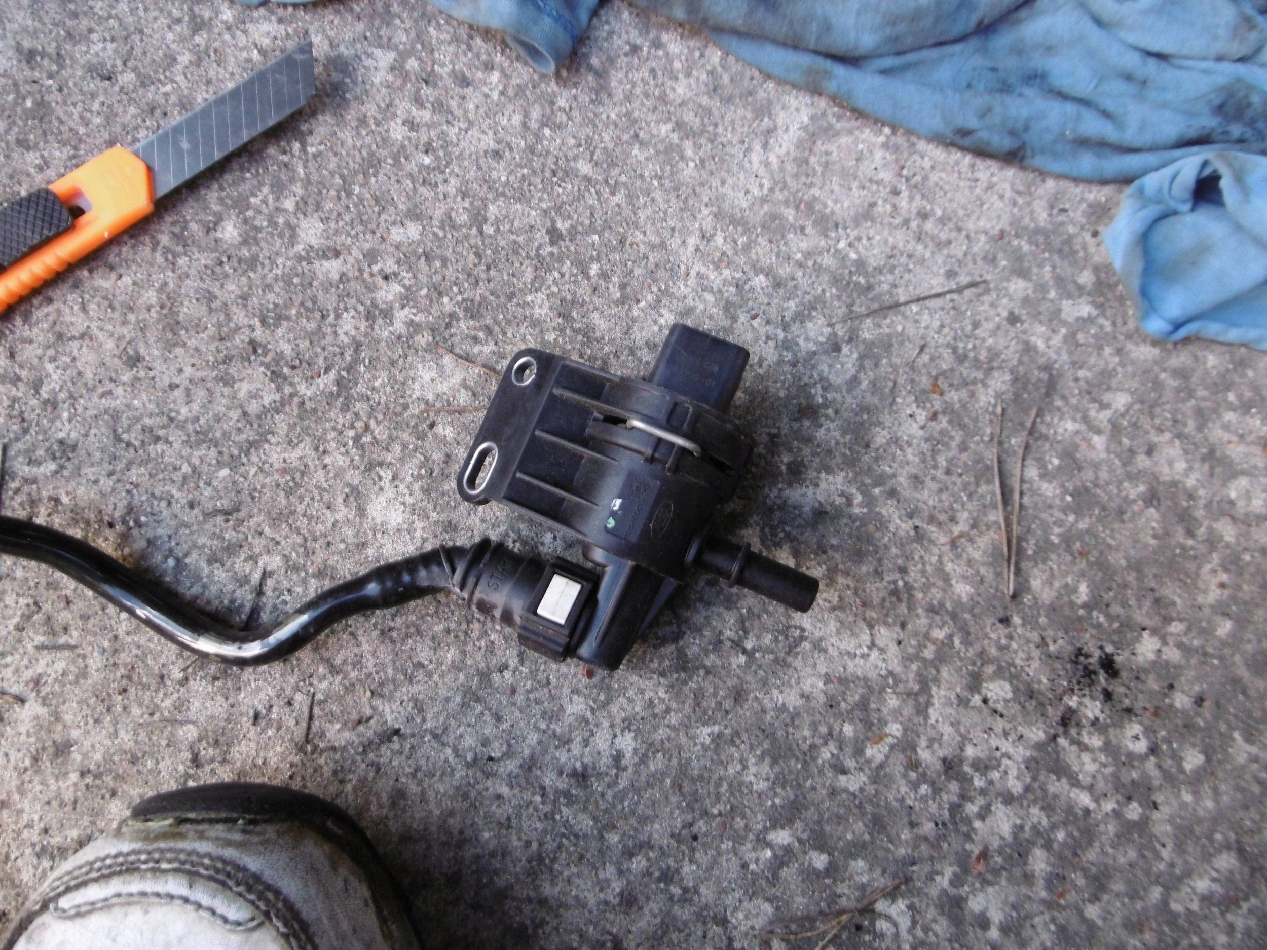 Sensor de temperatura de combustible Ford Transit VII 20K6CZ8 image 2