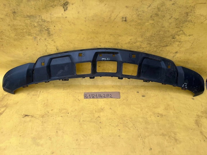 Mercedes-Benz ML W164 etupuskurin alalista 1648857325