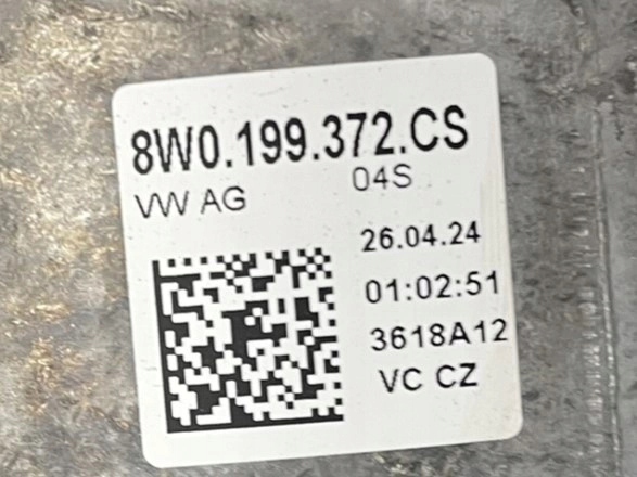 Supporto motore destro Audi A4 B9 2.0 TDI 8W0199372CS image 9