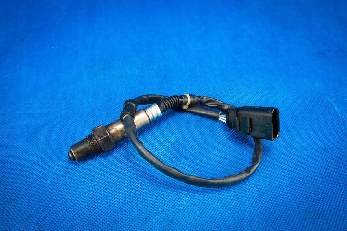 Lambda-anturi Audi VW Seat Skoda 06J906262K