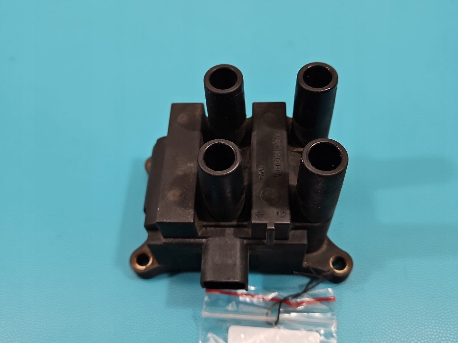 Sytytyspuola Ford Fiesta MK7 1,2 16V - CM5G-12029-FA