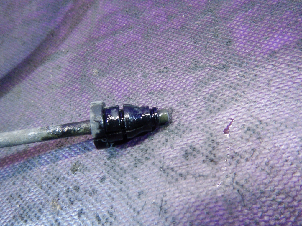 Cable embrague Skoda Fabia II 1.4 usado image 4