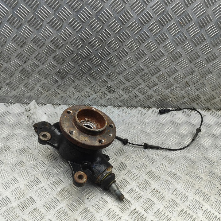Zwrotnica avant gauche Renault Master III Fourgon (FV) 400151061R 33358227
