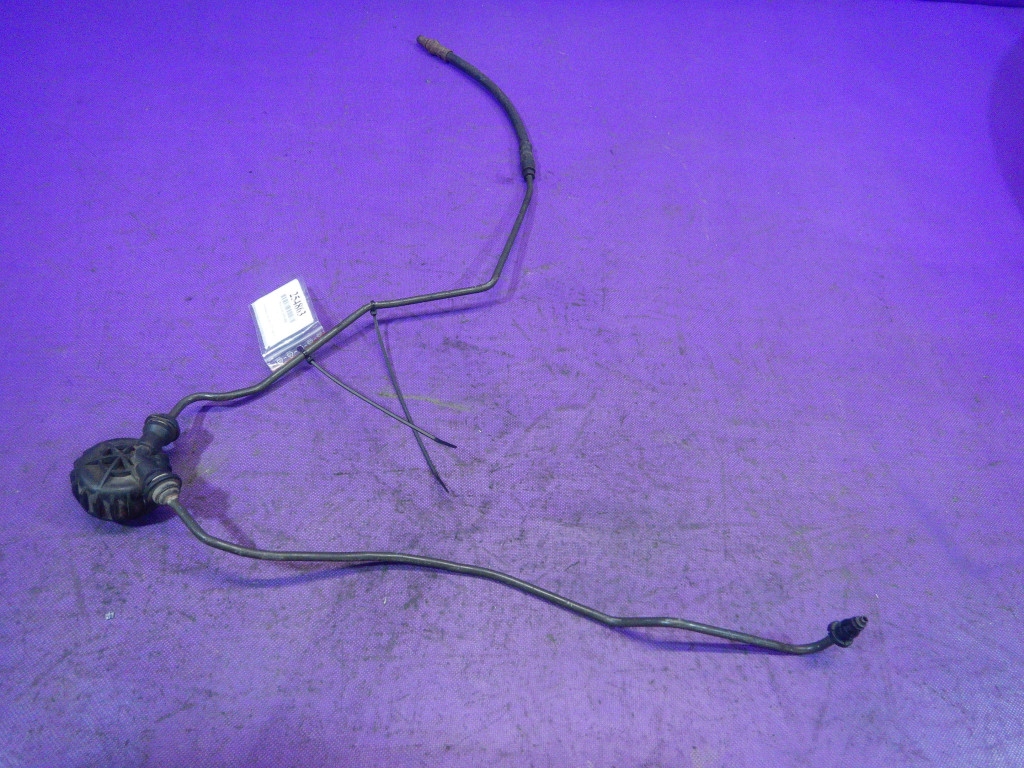 VW Passat B6 2.0 TDI Clutch Release Cable image 2