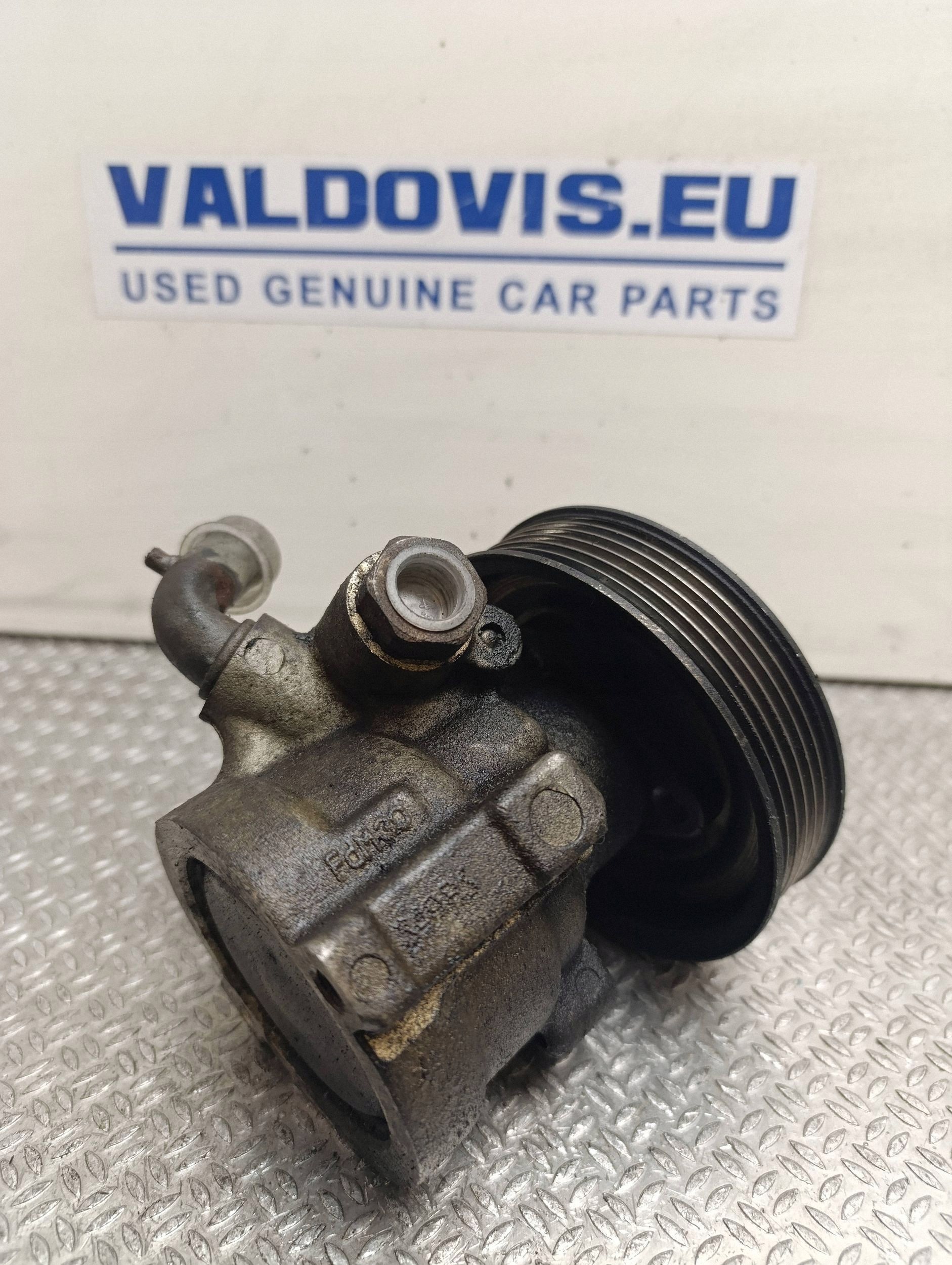 Pompe de direction assistée Fiat Doblo II 1.3 D 51869236 image 3
