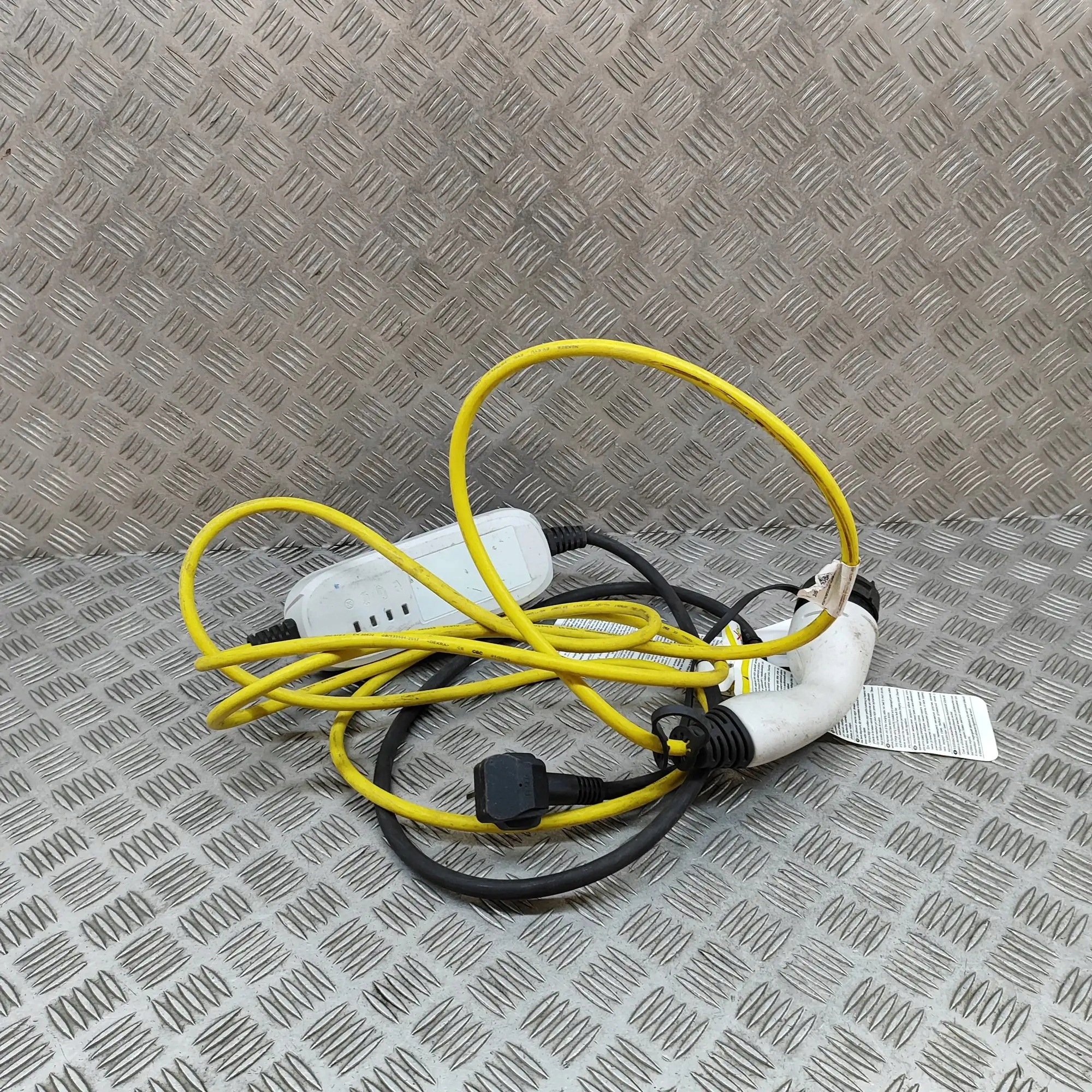 Câble charge batterie VW Tiguan 1EA971675BF image 2