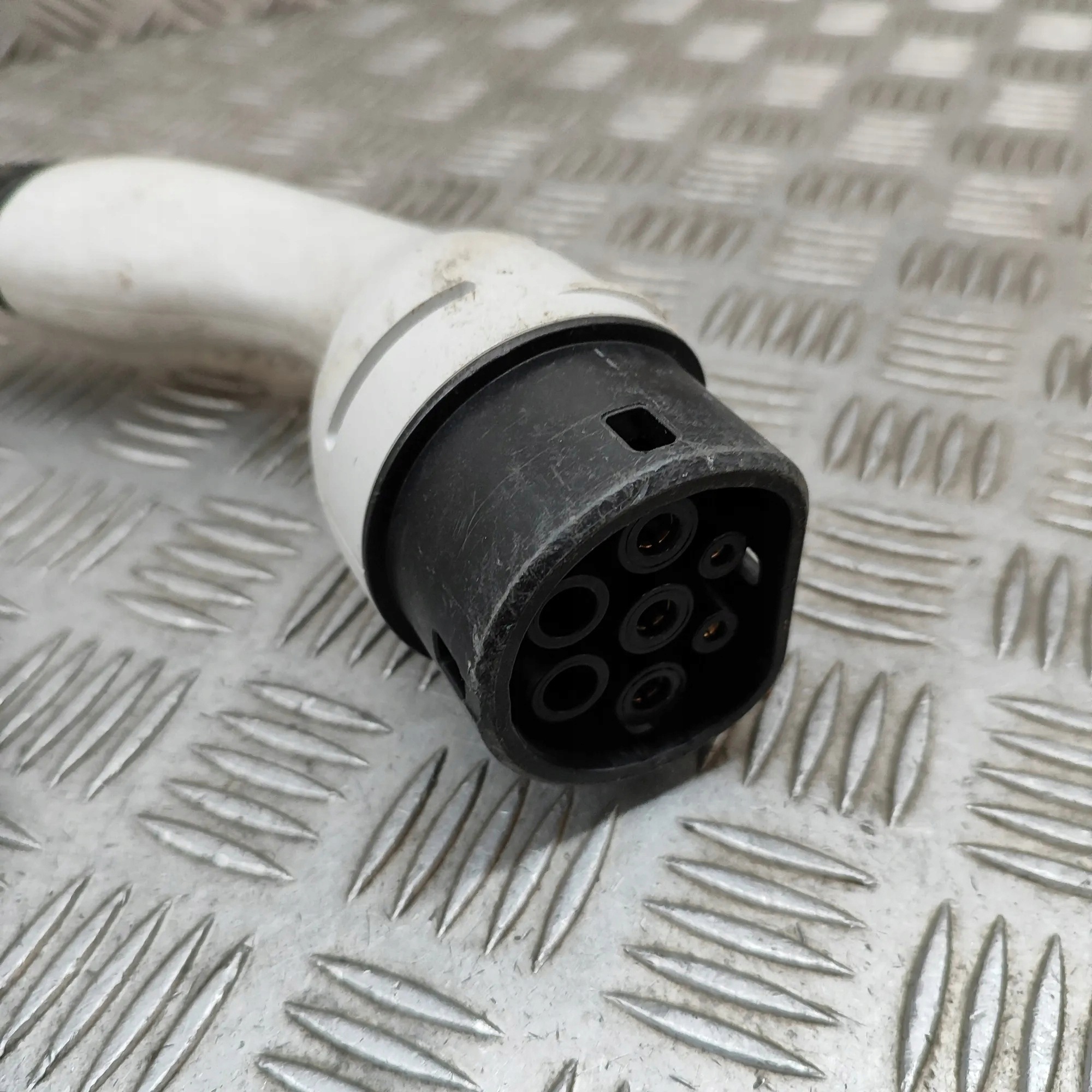 Câble charge batterie VW Tiguan 1EA971675BF image 6