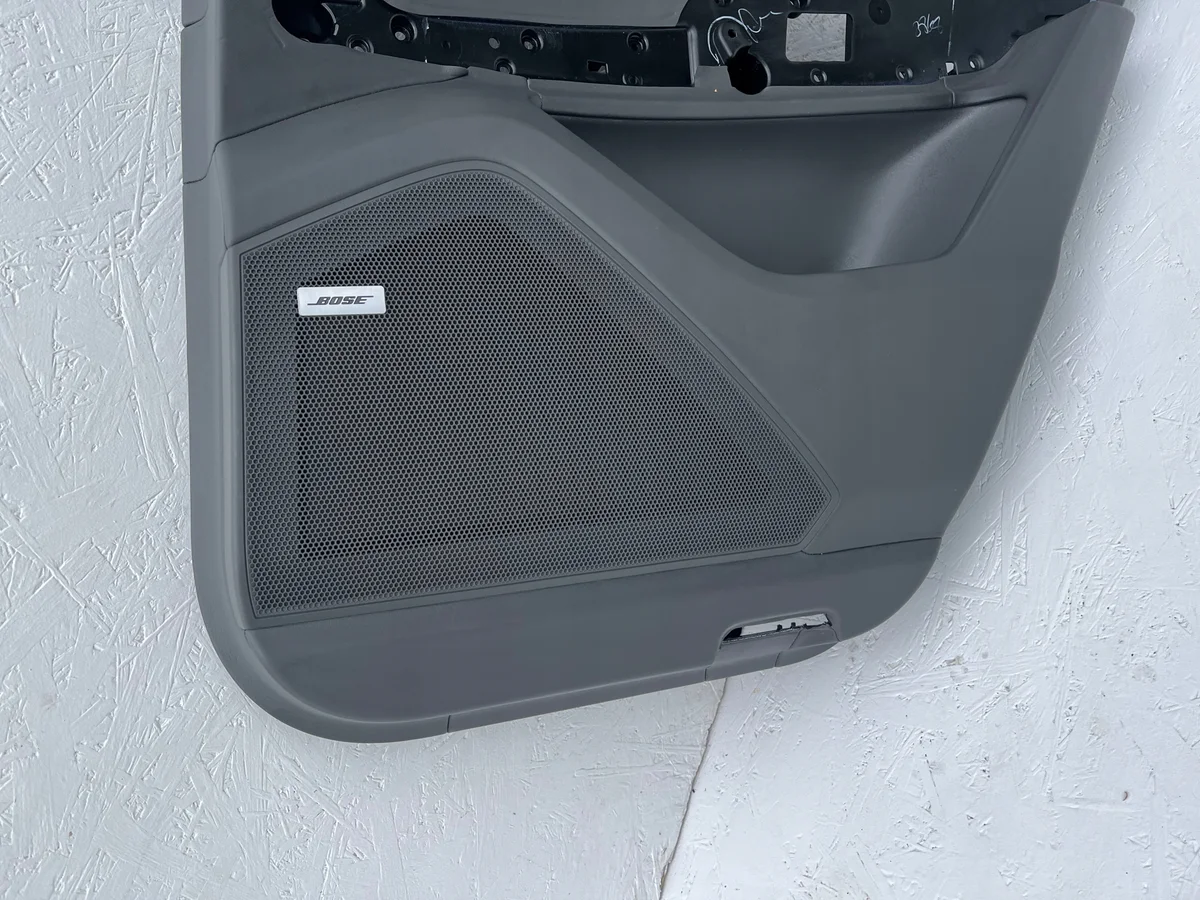 Porsche Cayenne III 9Y3 Türverkleidung links BOSE image 4