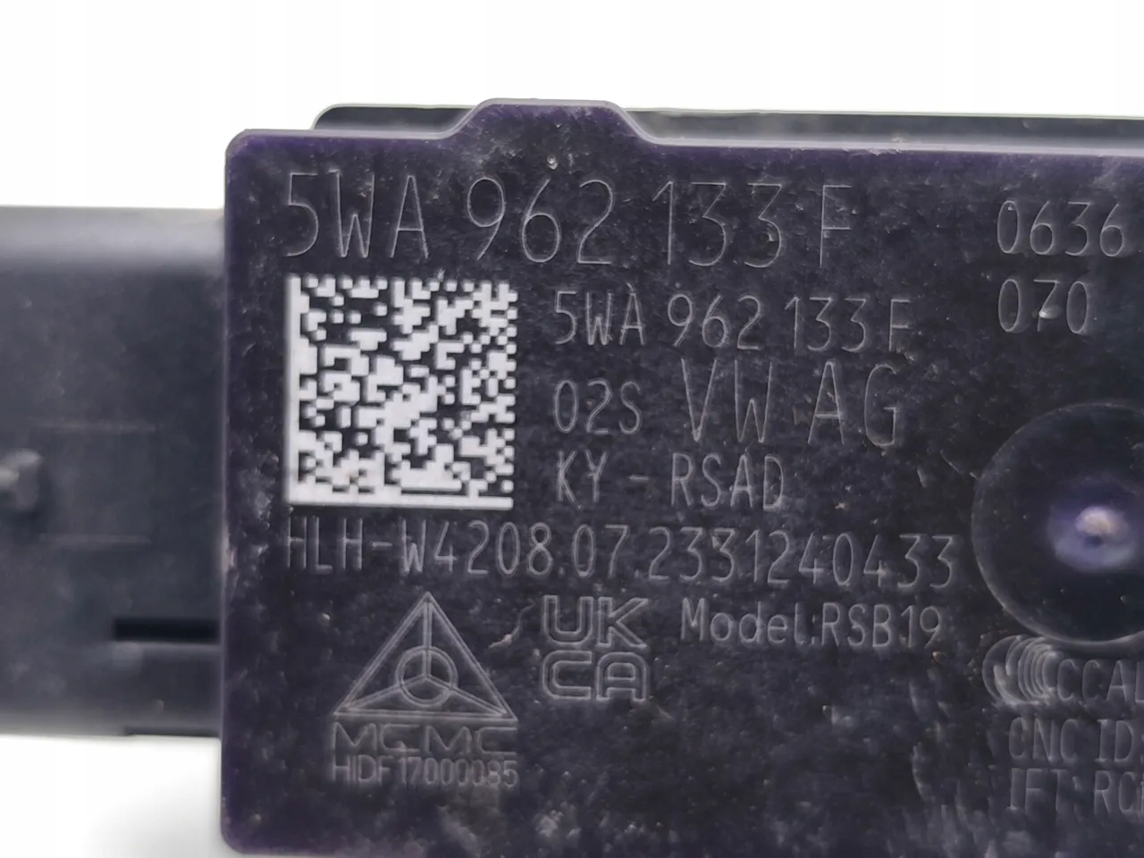 Antenne intérieure Skoda Octavia 2023 5WA962133F image 7