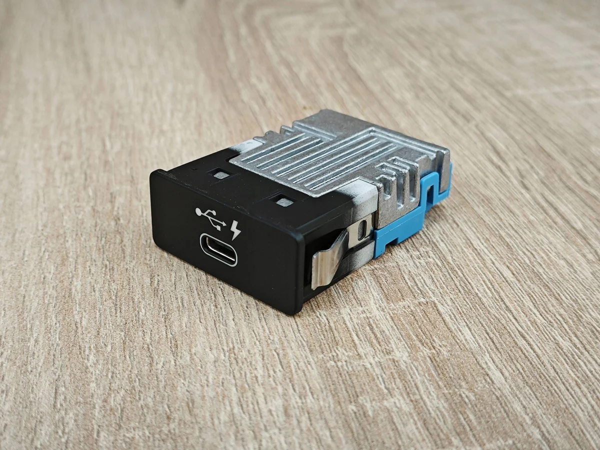 Porta USB C BMW G22 G30 G20 OEM 8711939